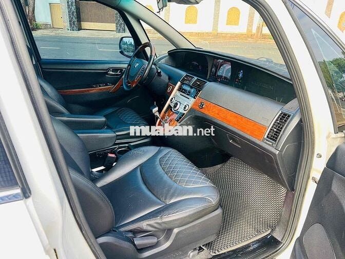 Luxgen M7 sx 2013 Mobihome 2 cữa lùa điện siêu vip