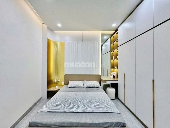 Bán nhà ở đường Vĩnh Hội, phường 4, quận 4, giá 2 tỷ 