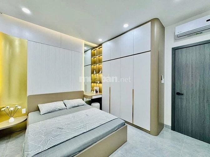 Bán nhà ở đường Vĩnh Hội, phường 4, quận 4, giá 2 tỷ 