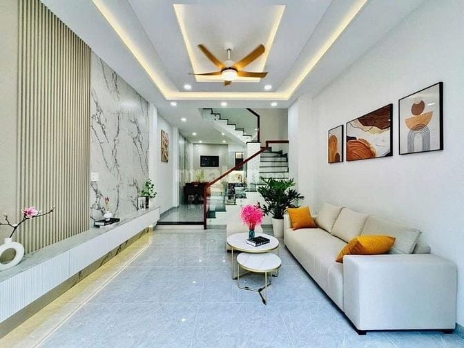 Bán nhà ở đường Vĩnh Hội, phường 4, quận 4, giá 2 tỷ 