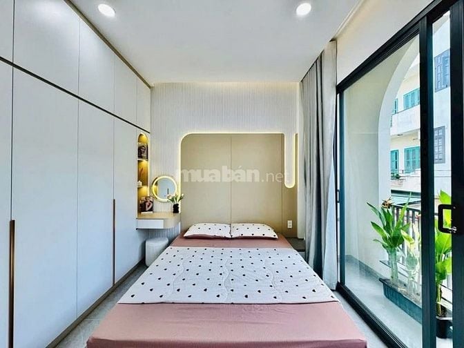 Bán nhà ở đường Vĩnh Hội, phường 4, quận 4, giá 2 tỷ 