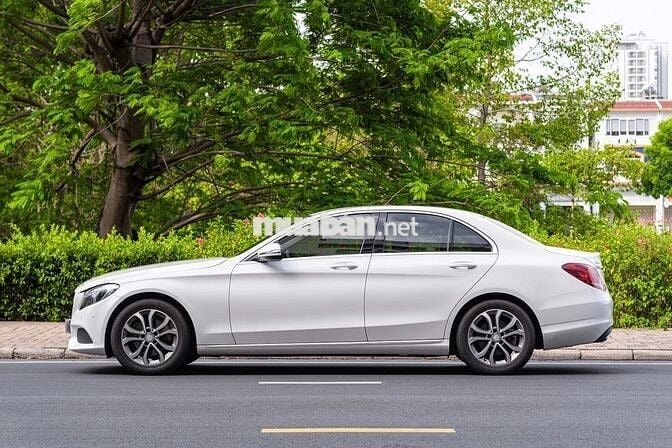 Mercedes Benz C Class 2016 C200 - 109999 km