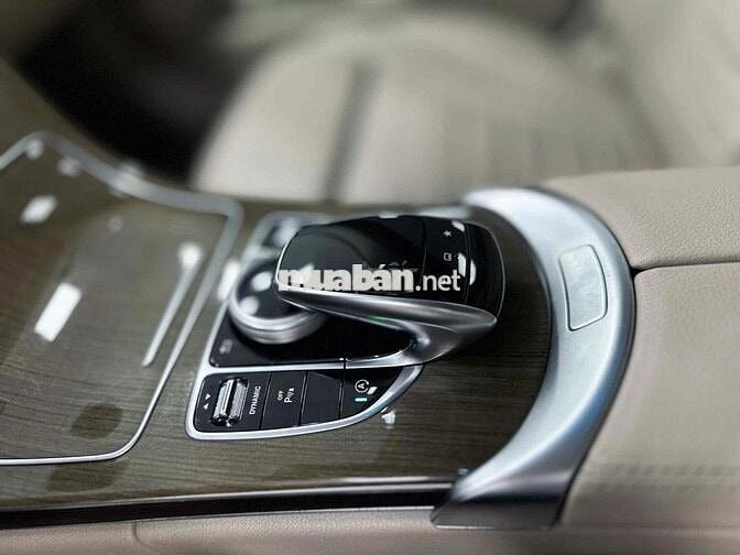 Mercedes Benz C250 Model 2017 siêu đẹp