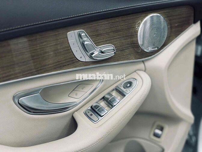 Mercedes Benz C250 Model 2017 siêu đẹp