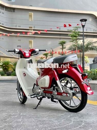 Honda Super Cub C125 Đỏ