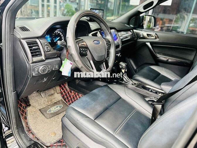 EVEREST TITANIUM 2022 MÁY BI-TURBO XE CỰC ĐẸP