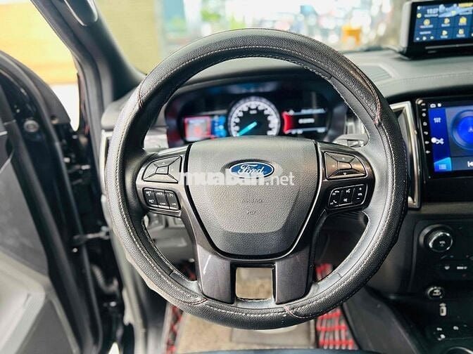 EVEREST TITANIUM 2022 MÁY BI-TURBO XE CỰC ĐẸP