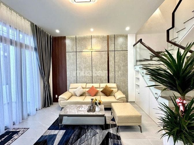 Nhà phố full nội thất 1 trệt 2 lầu ngay khu bên sông đường 25 HBC