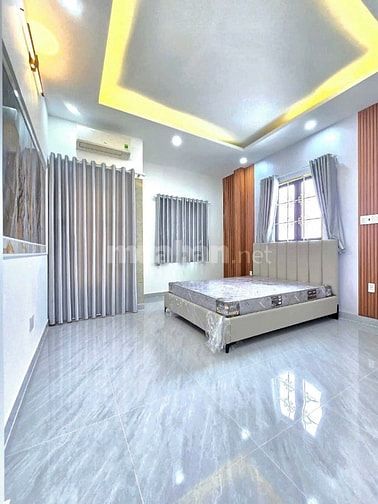 Bán nhà đường Phạm Ngọc Thạch, Q3 kế công viên Lê Văn Tám -48m2 3tỷ670
