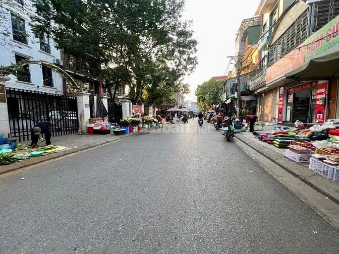 Bán nhà 7 tầng 50 m  ái mộ hồng tiến gia lâm hà nội 