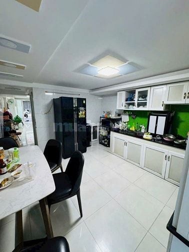THU HÚT ! NHÀ BÁN 2 MT TRƯỚC SAU ĐƯỜNG SỐ 4 P11 Q6 (4X18) CHỈ 13,8 TỶ 