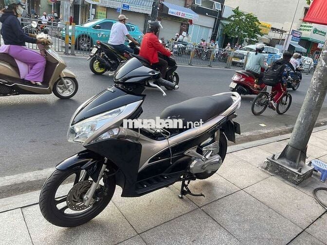 Honda air blade 2012 mới 90% biển số thành phố