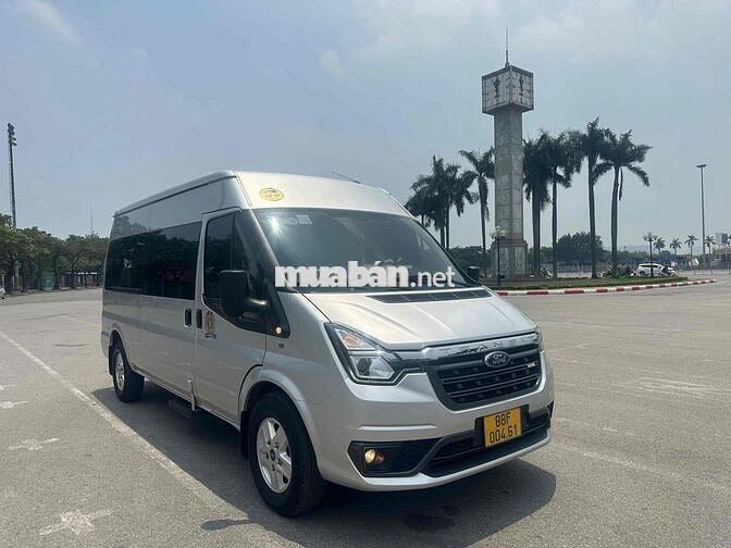 Ford Transit 2023 xe như mới