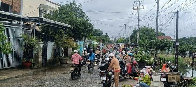 Chính chủ cần bán gấp lô đất kinh doanh buôn bán sầm uất đường 15m 