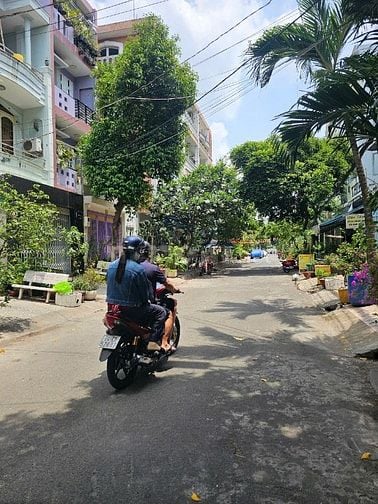 Hàng hiếm, Nhà MT khu Tên Lửa, Q.Bình Tân, Dt:4x13m, 4 tầng. chỉ 7 tỷ