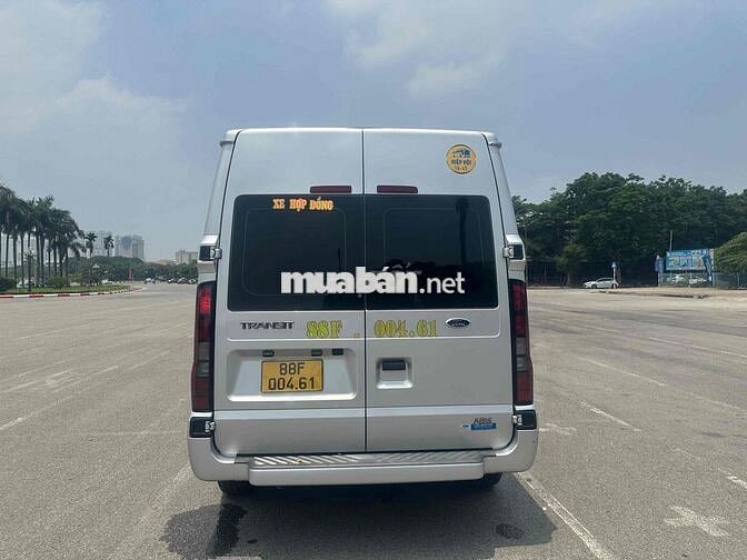 Ford Transit 2023 xe như mới