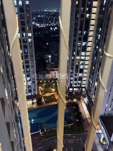 Chính chủ bán căn hộ RichStar Hòa Bình, DT 65m2, 2PN giá 3,1 tỷ