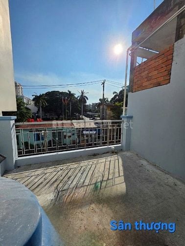 3 tầng Hưng Phú, P8, Q8 4PN, đường trước nhà 16m, gần Cầu chữ Y