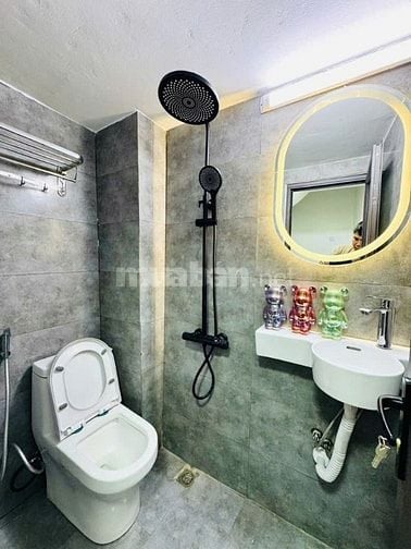 Bán nhà cực đẹp Đại La: 17m2, 4 tầng, full nội thất, số riêng, 2,9tỷ