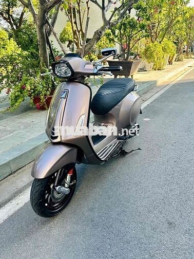 Vespa Sprint S125 màu nâu tft 2022