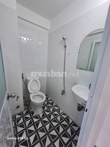 Cho thuê Mặt Bằng Mặt Tiền NGAY GÓC NGÃ 4: Nguyễn Văn Lượng - Nguyễn O