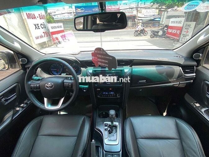 Fortuner tự động máy dầu 2020 sơn rin 100% xe đẹp