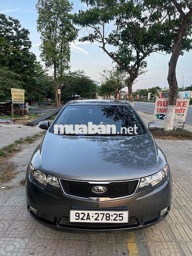 Kia Forte 2009 SLi 1.6 AT - 108000 km