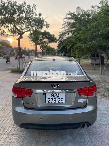 Kia Forte 2009 SLi 1.6 AT - 108000 km