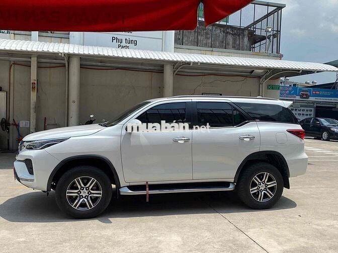 Fortuner tự động máy dầu 2020 sơn rin 100% xe đẹp