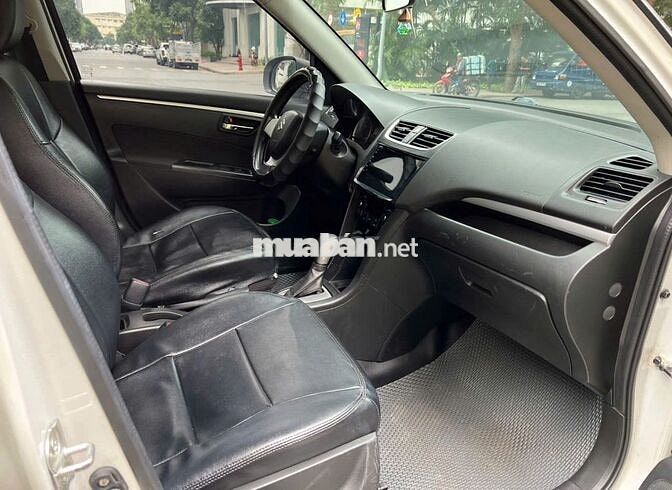 Suzuki Swift 2015 1.4 AT full options 5 vạn zin