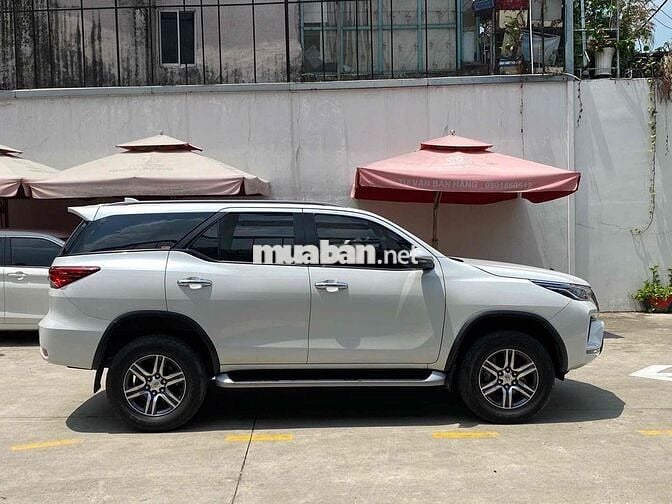 Fortuner tự động máy dầu 2020 sơn rin 100% xe đẹp