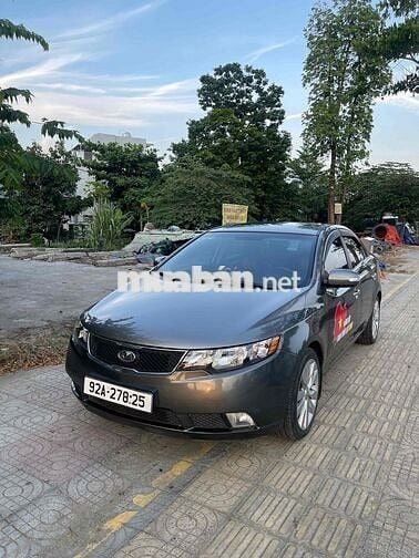 Kia Forte 2009 SLi 1.6 AT - 108000 km