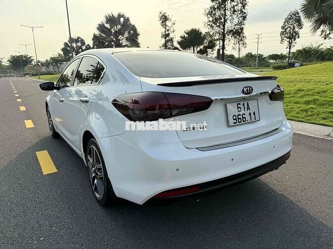 Kia Cerato 2017 1.6 số tự động rất mới