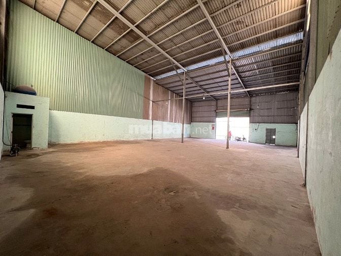 Cho thuê kho giá Tốt hẻm 8m đường Lê Trọng Tấn, P. Tây Thạnh, Tân Phú