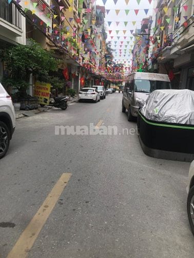 MẶT PHỐ LÝ THƯỜNG KIỆT_CẠNH QUẬN UỶ HÀ ĐÔNG_MELINH PLARA_NHÀ THI ĐẤU H