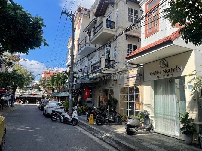 Bán nhà mặt tiền trung tâm số 10 đường Đặng Tử Kính, phường Hải Châu