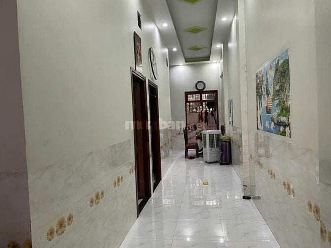 Kẹt tiền cần bán gấp nhà Đ. Đặng Thị Bìa, Củ Chi 125m2 SHR. Giá 710tr