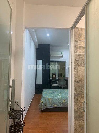 Cho thuê phòng trọ 18 tới 20m vuông, quận 1,đường Nguyễn Thị Minh Khai
