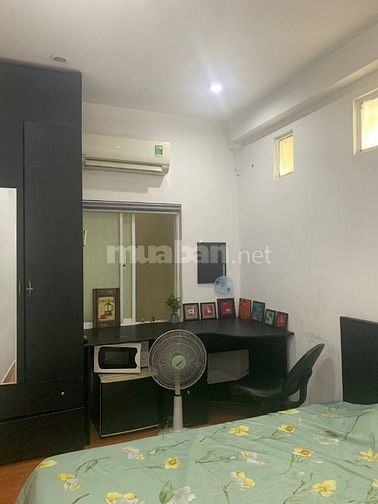 Cho thuê phòng trọ 18 tới 20m vuông, quận 1,đường Nguyễn Thị Minh Khai
