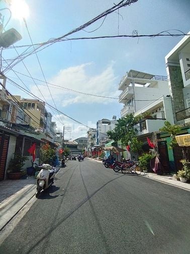 MT Cư xá Bình Phú, P. 10, Quận 6 , DT:4.1 x 19m Chỉ 8.9 tỷ