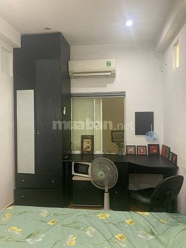 Cho thuê phòng trọ 18 tới 20m vuông, quận 1,đường Nguyễn Thị Minh Khai