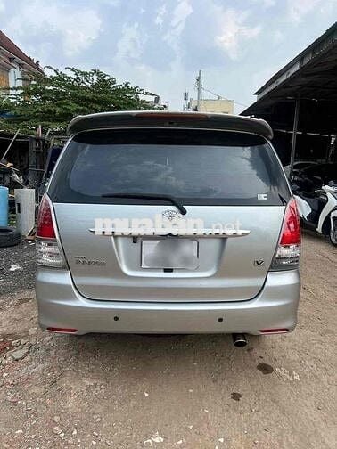 Toyota Innova 2010 V - 138000 km