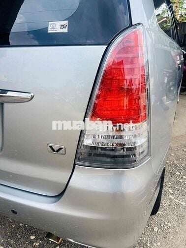 Toyota Innova 2010 V - 138000 km