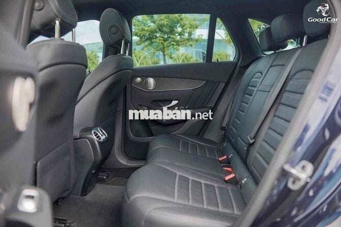 Mercedes Benz GLC300 4MATIC V1 2022 - odo 20.500km