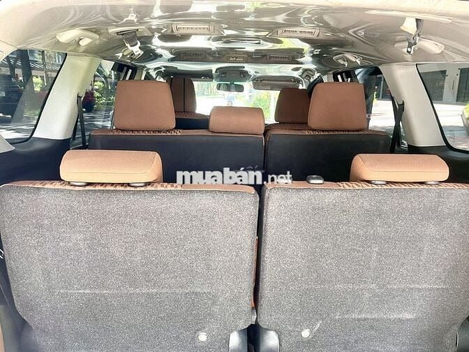 Bán xe nhà TOYOTA INNOVA 2.0E cuối 2018 nguyên Zin