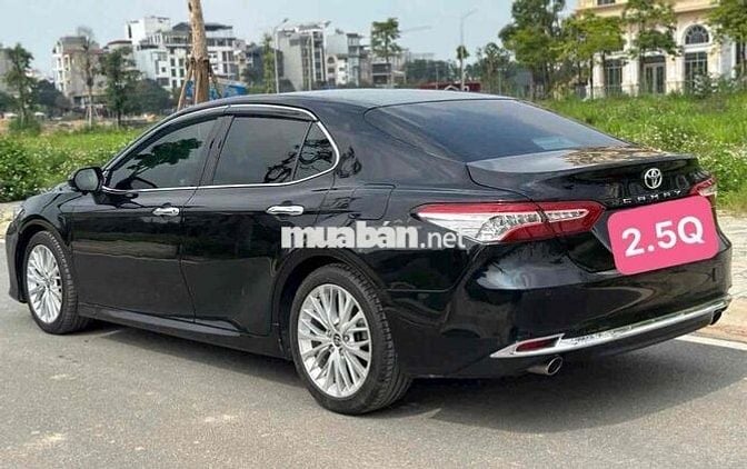 Toyota Camry 2019 2.5Q - 80 km
