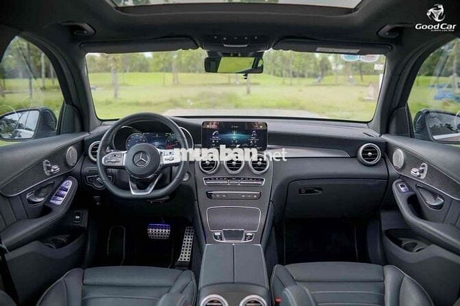 Mercedes Benz GLC300 4MATIC V1 2022 - odo 20.500km