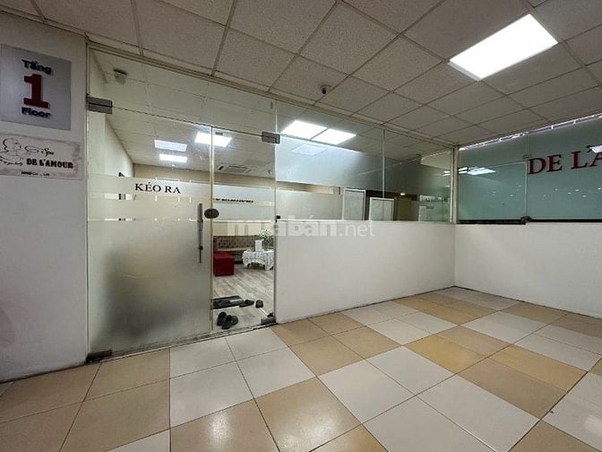 40m2 mời thuê tại nhà văn phòng 9 tầng số 11 Thái Hà