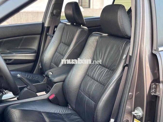 Honda Accord 2012 3.5 AT - 67000 km