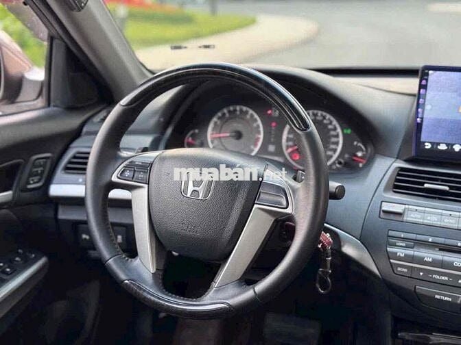 Honda Accord 2012 3.5 AT - 67000 km